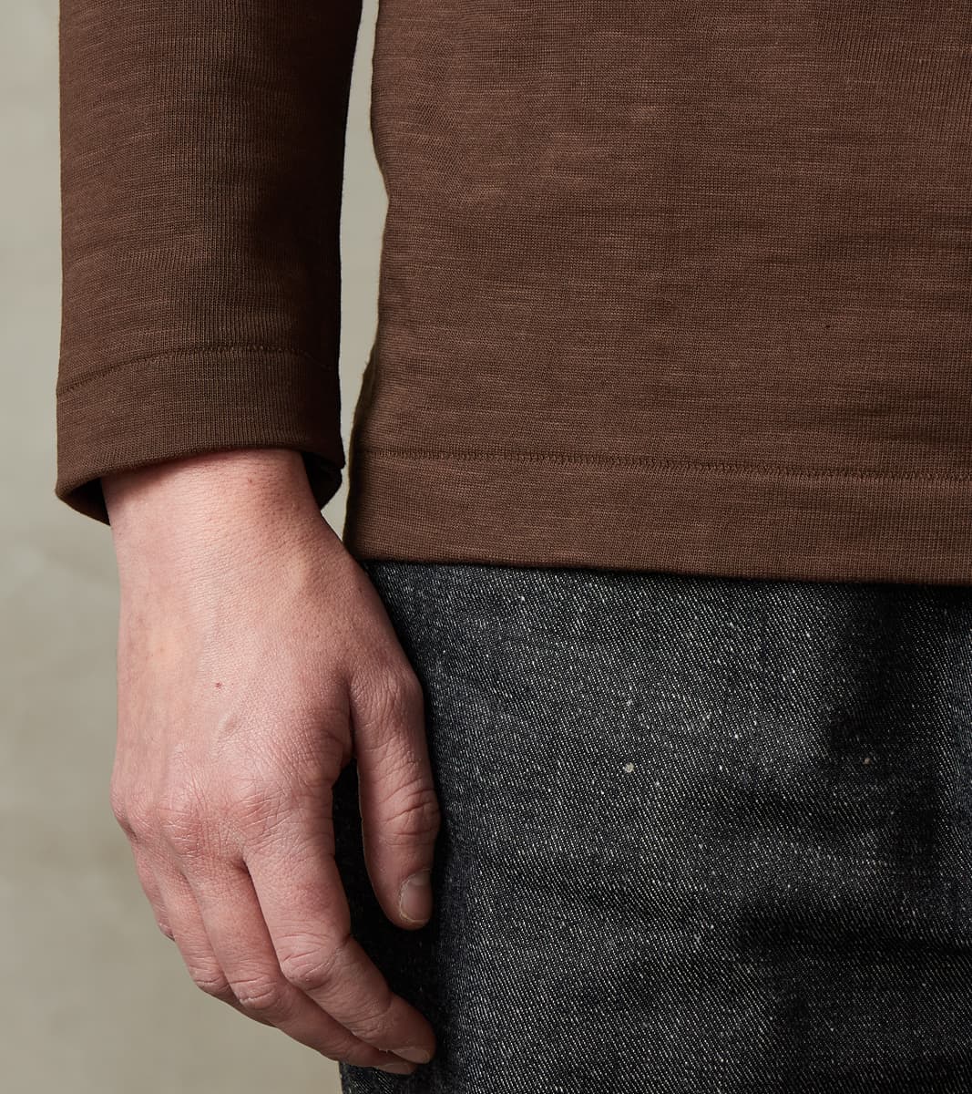 S218 Good Originals - 10.7oz Loopwheeled 2-Thread Heavyweight Longsleeve - 192 Chocolate