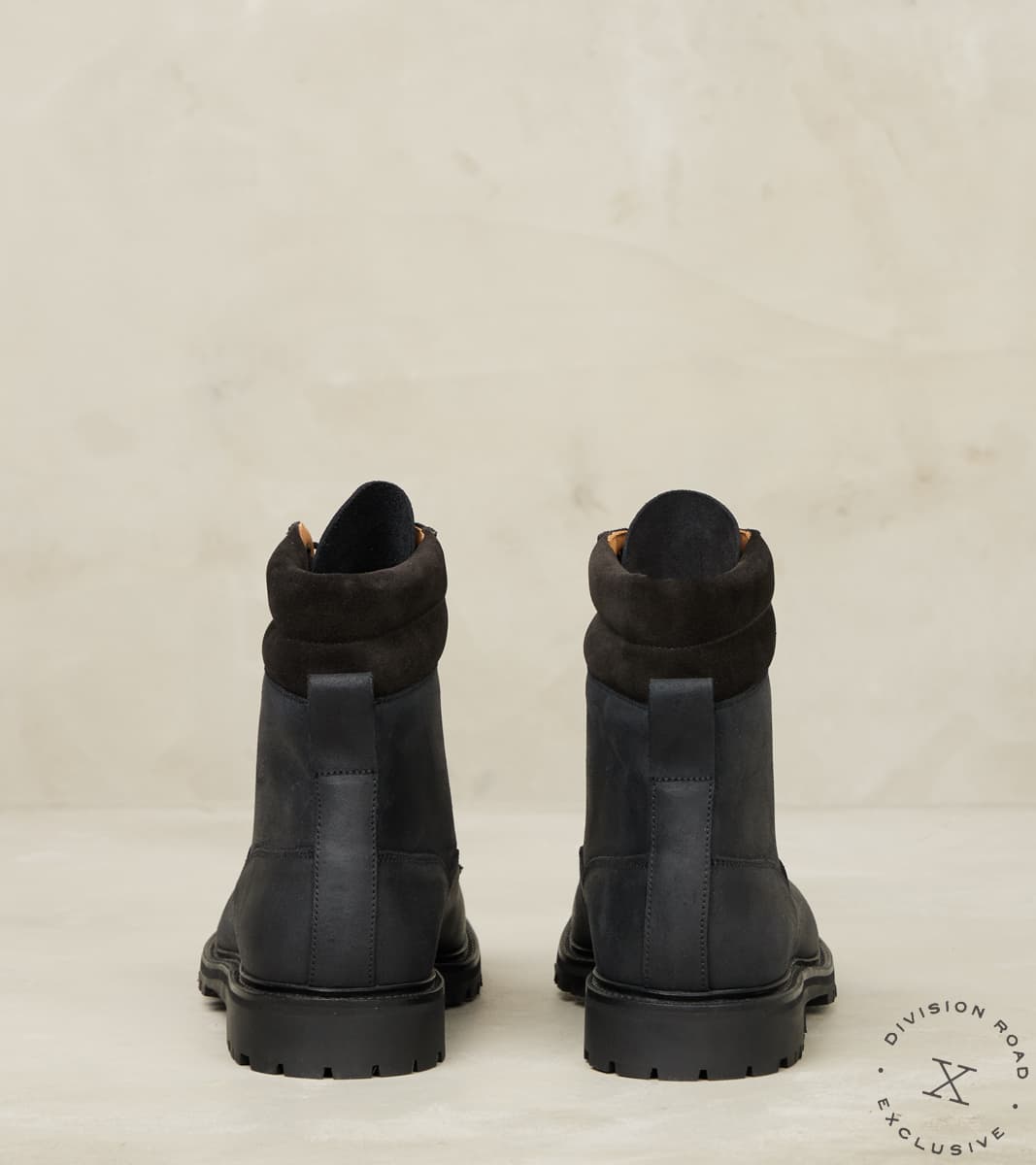 Ross - 378 - Vibram Carrarmato - Black Roughout Suede