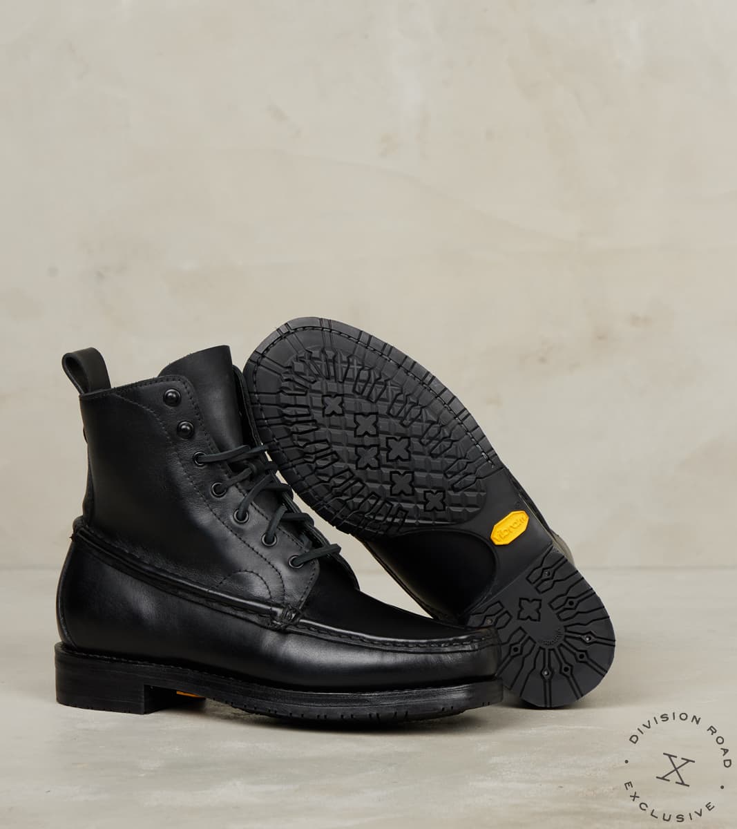 Hunter Moc - Vibram ASP Neo Lug - Heinen Black