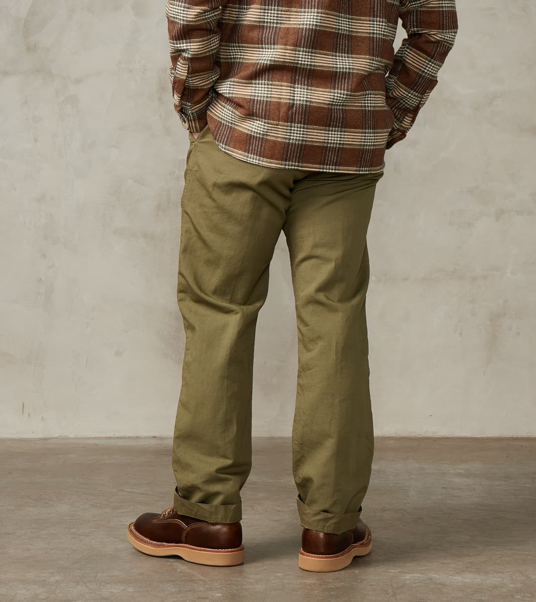 Axel 071 Chino Pant - Classic Tapered - Military Green Cotton Linen Canvas