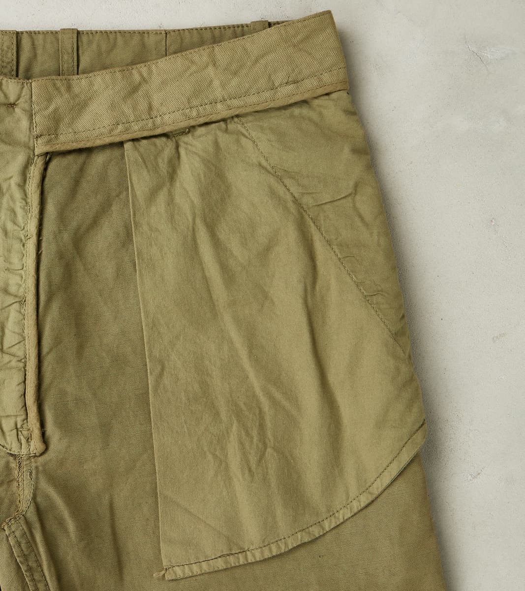 Axel 071 Chino Pant - Classic Tapered - Military Green Cotton Linen Canvas