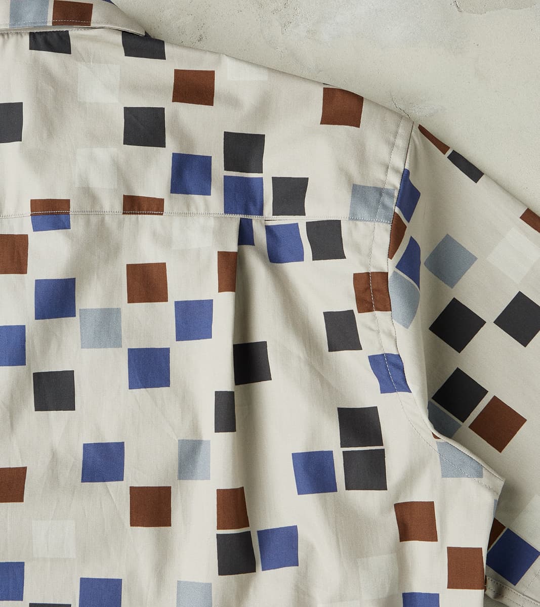 Alexander Girard Grey Small Squares Camp