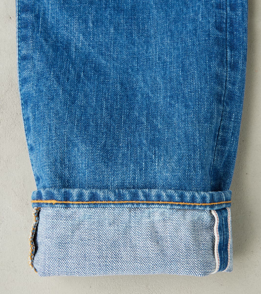 J301-MID Circle Series - Straight - 14.8oz US Cotton Medium Indigo