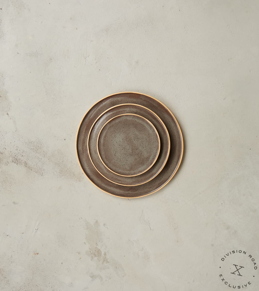 The Fields Artisan Hand Thrown Stoneware - Dinnerware Plate Sets - Graphite