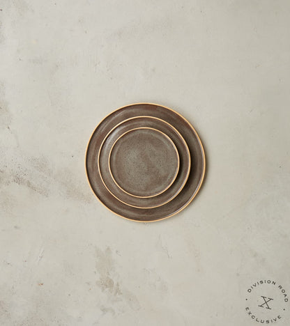 The Fields Artisan Hand Thrown Stoneware - Dinnerware Plate Sets - Graphite