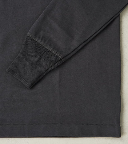 2M06 Good Originals - 6.8oz Vintage Machine 2-Thread Henley - 98 Charcoal