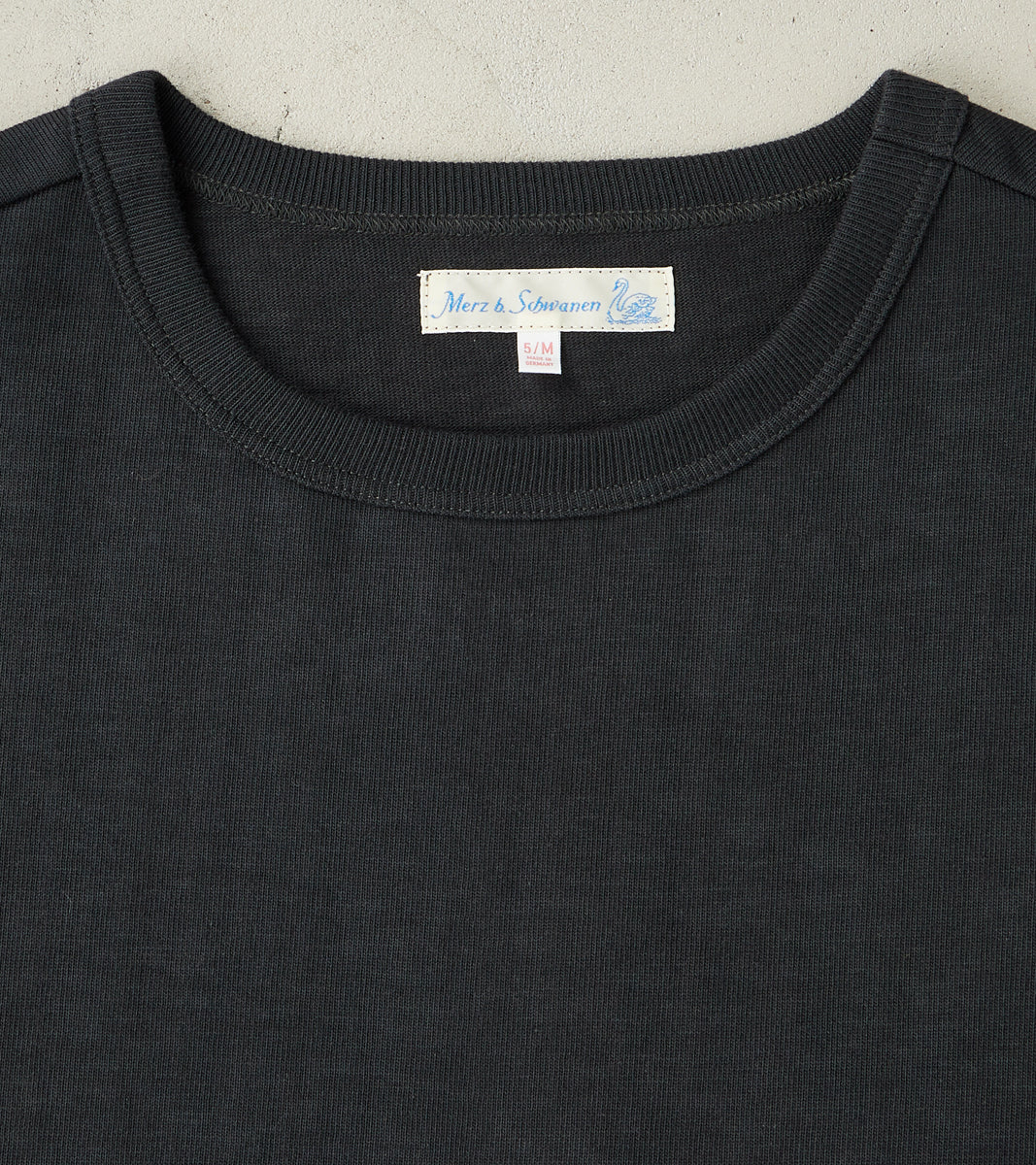 S214 Good Originals - 10.7oz Loopwheeled 2-Thread Heavyweight T-Shirt - 98 Charcoal