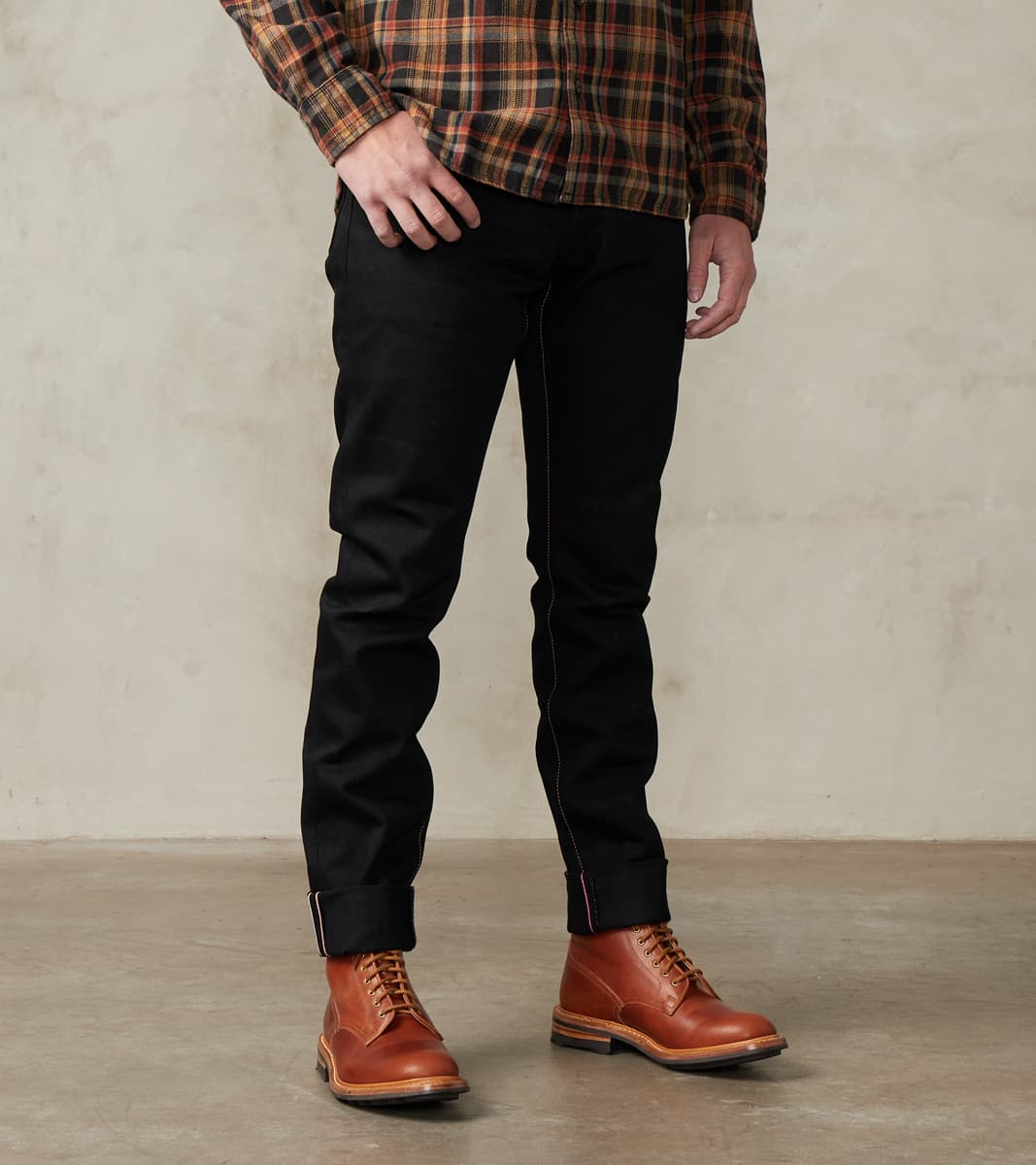 Momotaro Jeans - 0405-B - High Tapered - 15.7oz Black x Black
