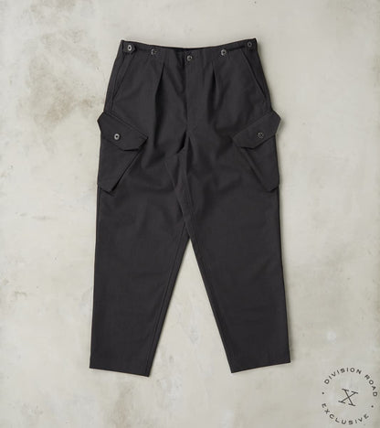 MotivMfg X Division Road Swiss Army Cargo Trousers - Anthracite Optim® Wool Gabar…