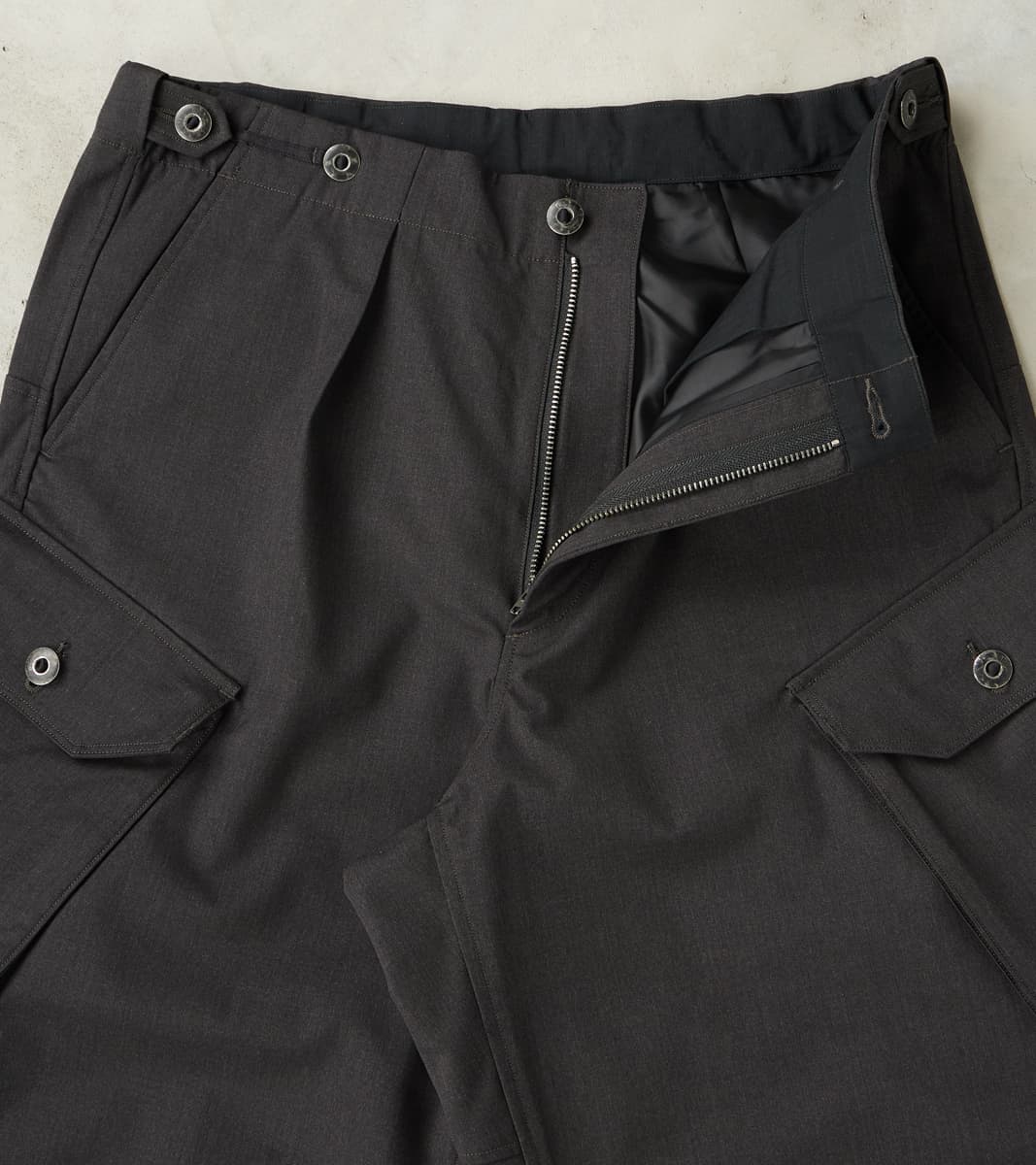 Swiss Army Cargo Trousers - Anthracite Optim® Wool Gabardine