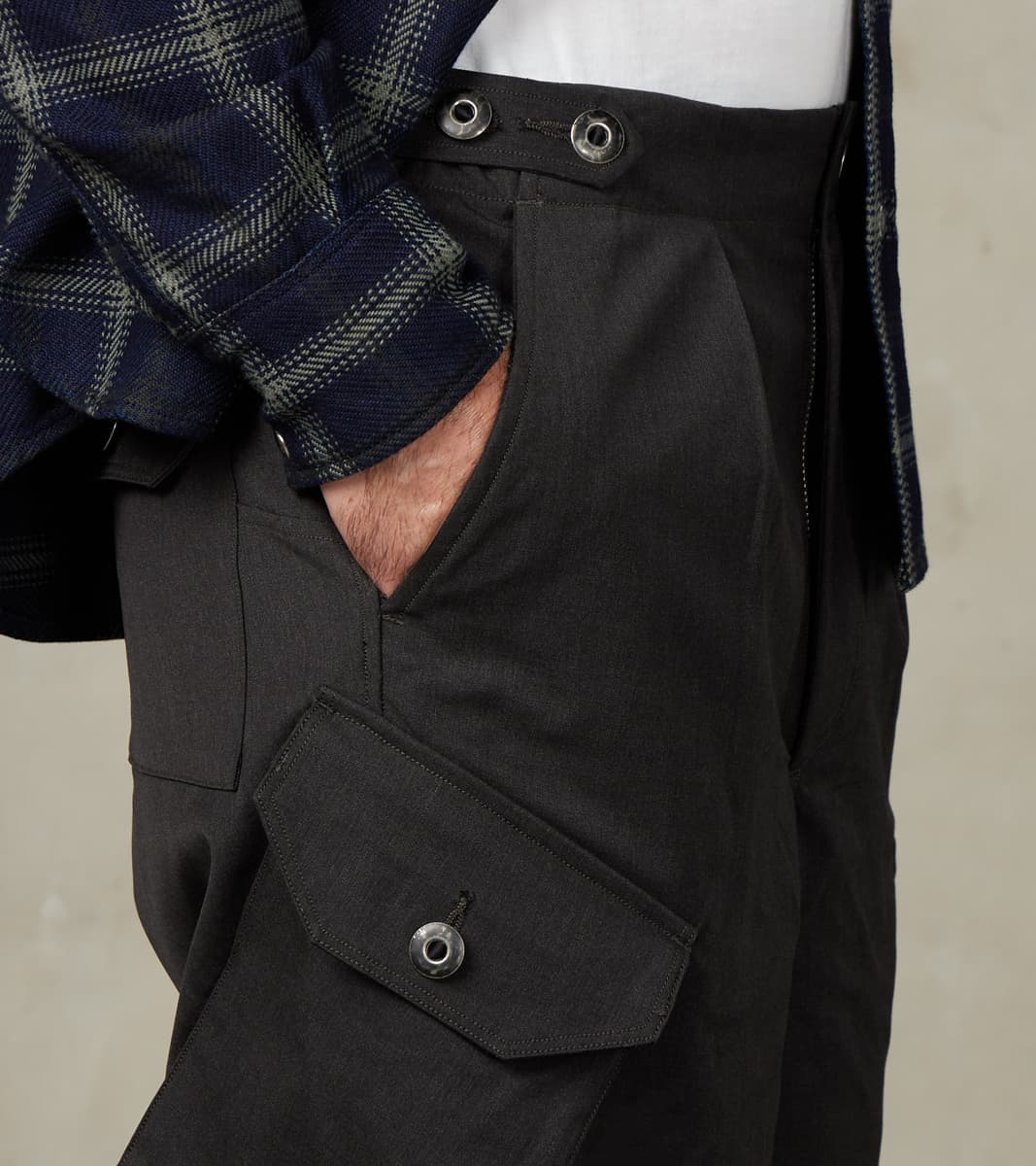 Swiss Army Cargo Trousers - Anthracite Optim® Wool Gabardine