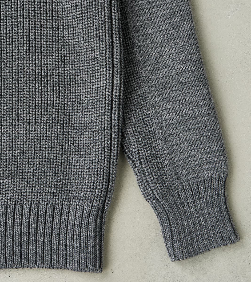 Robust Crewneck - Strata Grey