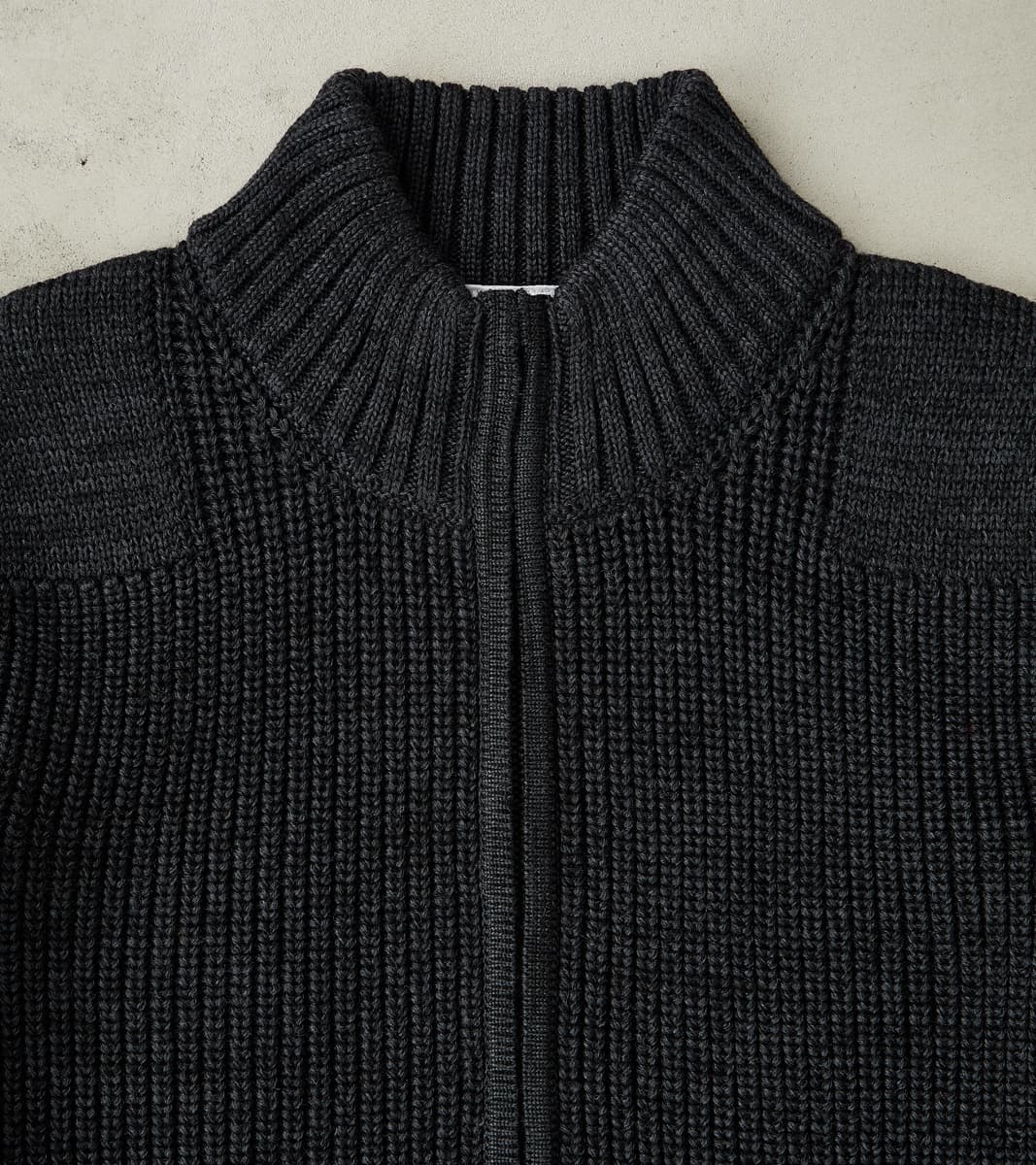 Robust Full Zip - Magnetite Black