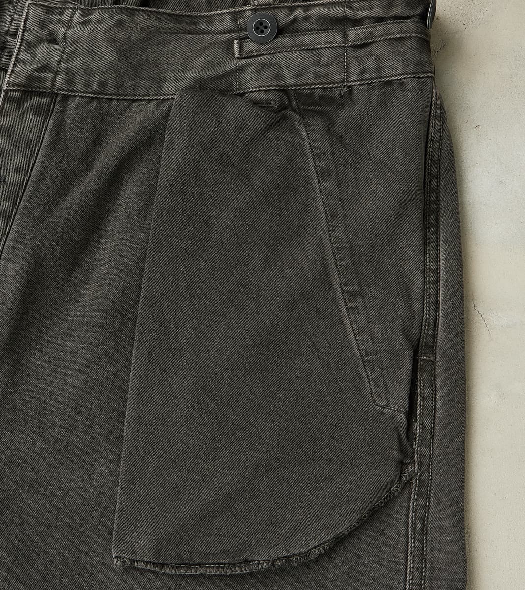 Lot. 223 British Work Trousers - Chino Cloth - Sumi Dyed Charcoal