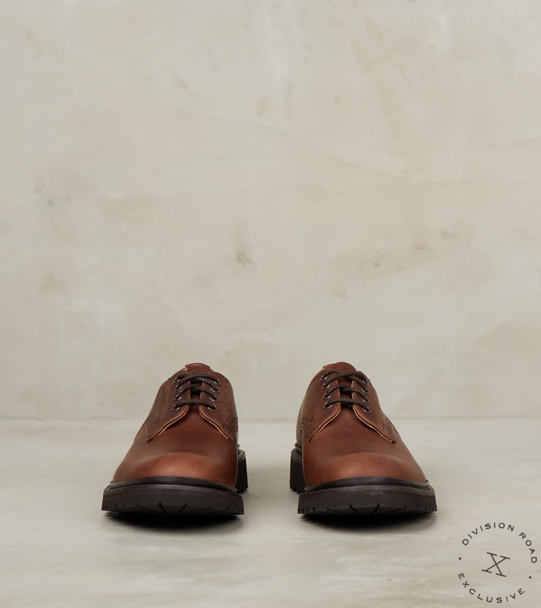 Daniel Tramping Shoe - 4497 - Vibram Vi-Lite - Horween Brown Nut Derby