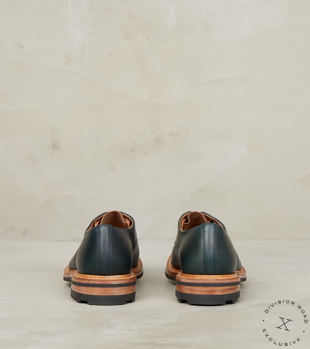 Daniel Tramping Shoe - 4497 - Ridgeway - Horween Navy CXL