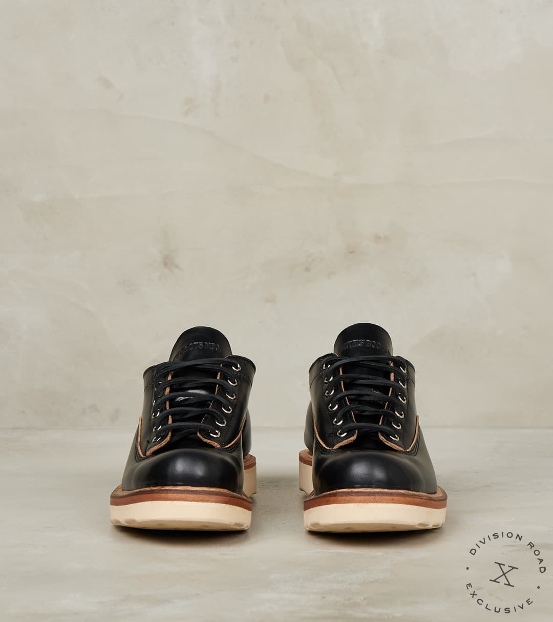 LTT Oxford 300 - C461 - Vibram 4014 - Horween Black CXL