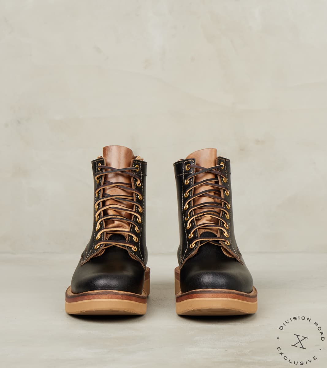 Cruiser 350 - 55 - Vibram 2060 - Horween Black Waxed Flesh