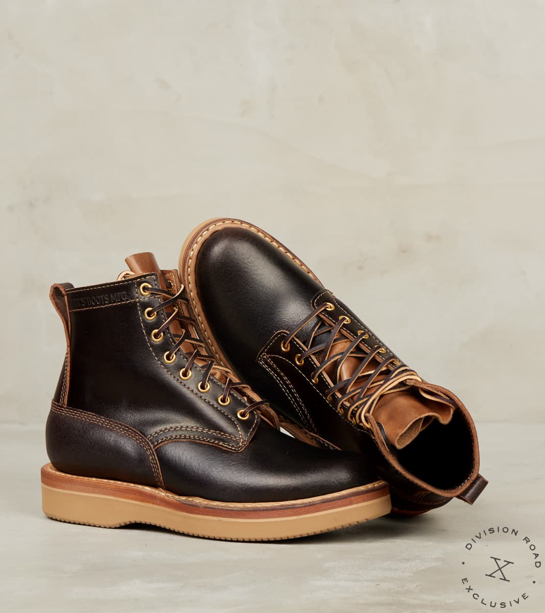 Cruiser 350 - 55 - Vibram 2060 - Horween Dark Brown Waxed Flesh