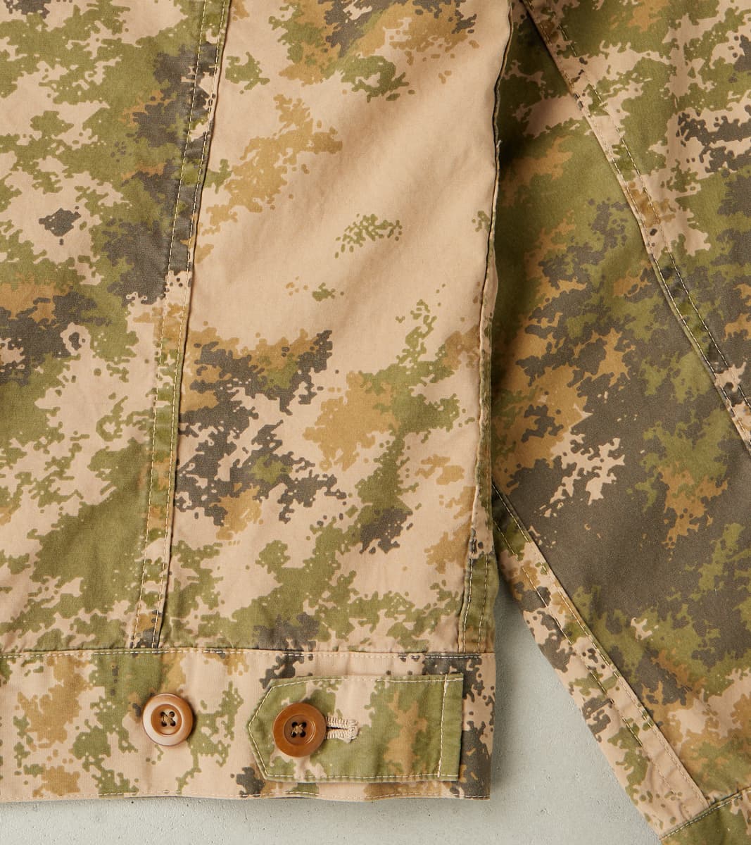 Trucker Jacket - Camo Garment Dye Cotton Cloth - Beige