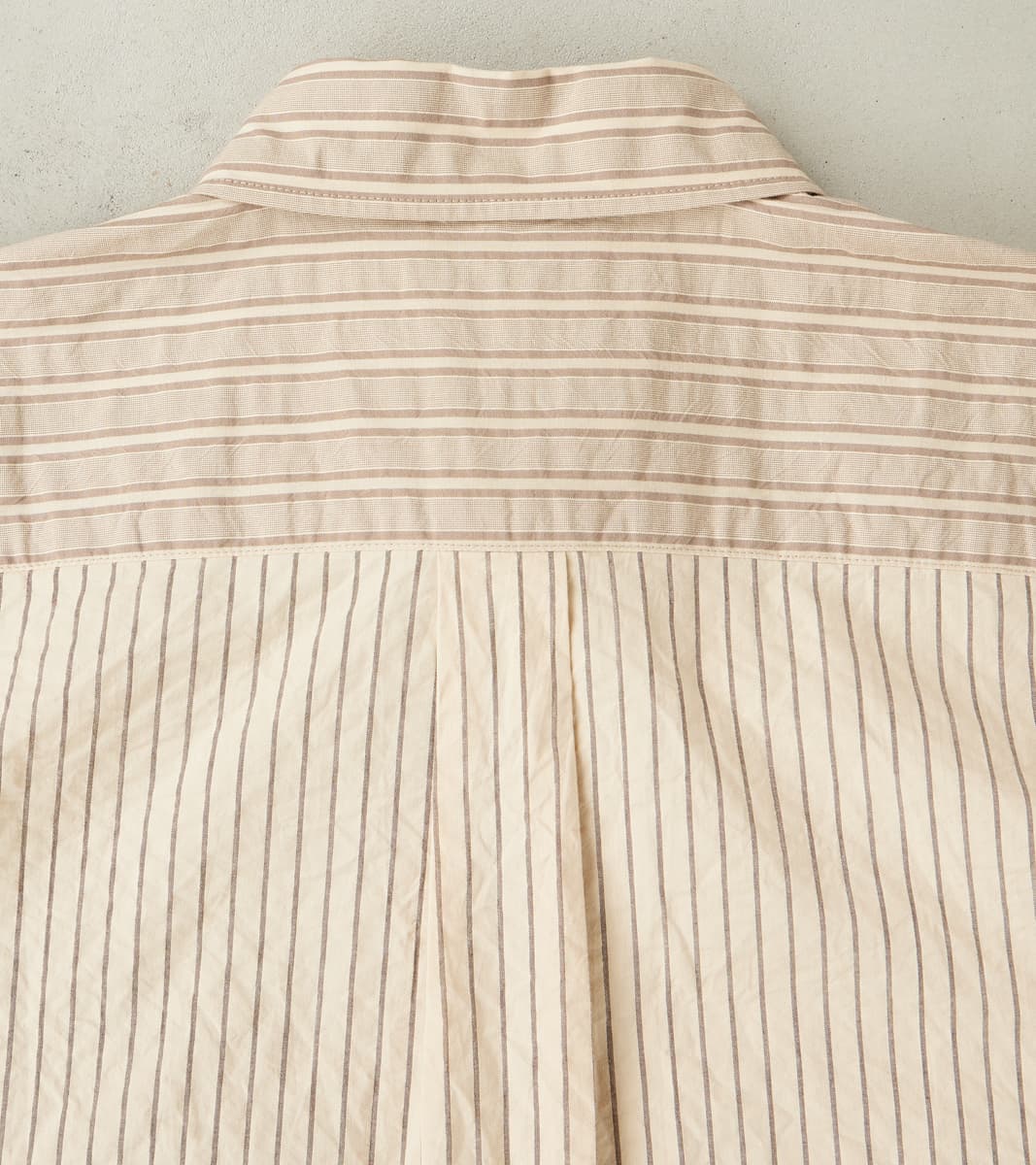 Baggy Fit Short Sleeve Crazy Shirt - Organic Cotton Seersucker Cloth - Brown